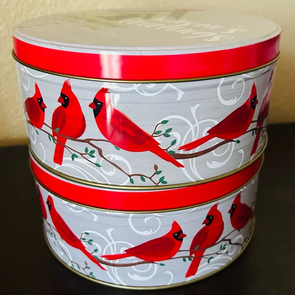 🎄Season's Greetings Holiday Tin with Cardinal Design Set of 2